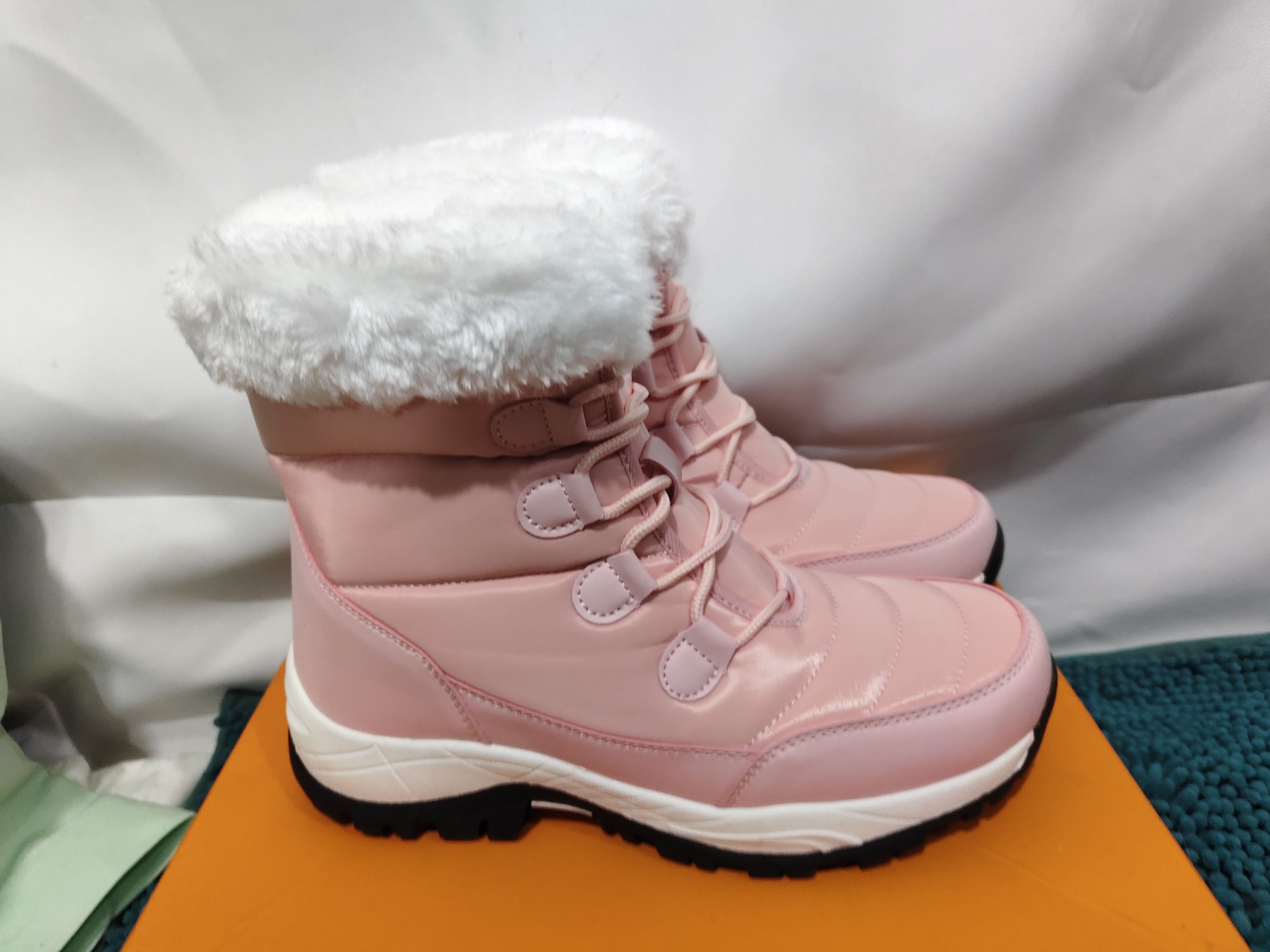 Fleece-lined Thickened Warm Wear-resistant Outdoor Hiking Shoes