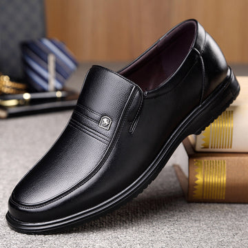 Men's Leather Genuine Flat Sole Round Toe Soft Sole Non-slip Casual Shoes For Middle-aged