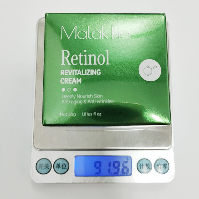 Retinol Cream Moisturizes Fine Lines