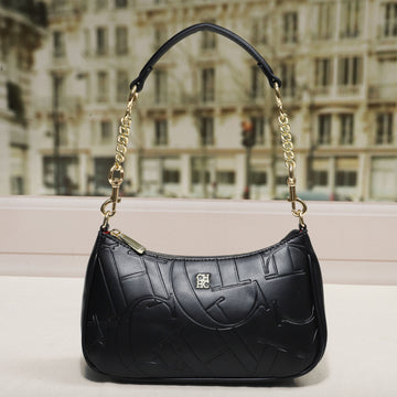 Embossed Letter Underarm Shoulder Crossbody Fashionable Trendy Womens Bag For Stylish Outfits