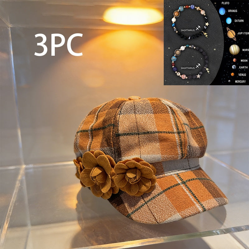 A British-style Casual Painter Hat That Is Versatile And Can Show Off Your Face