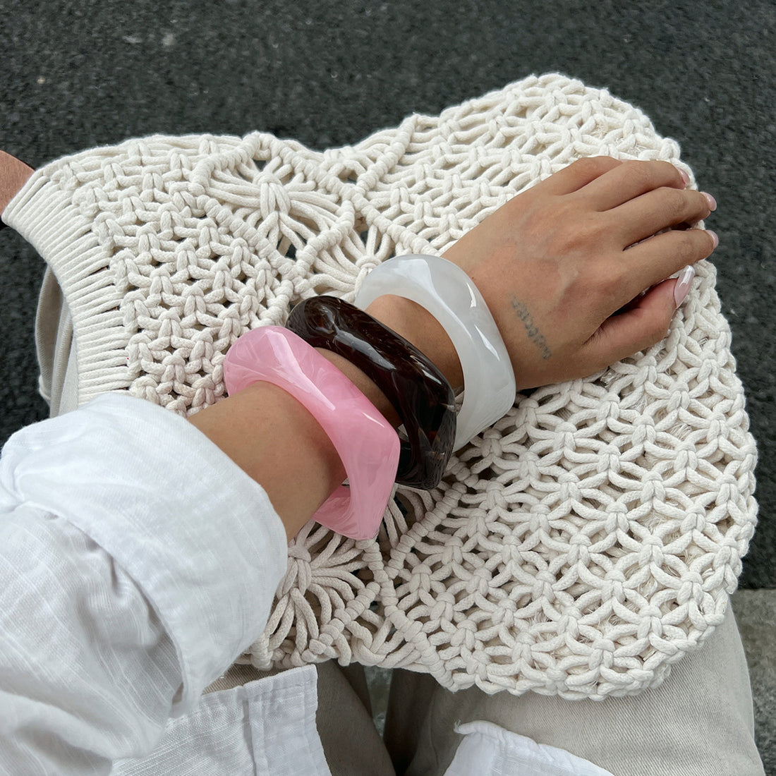 Acrylic Bracelet, Semi-transparent, Fashionable And Vintage, European And American Style Resin