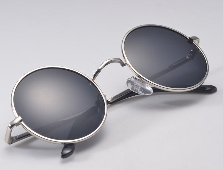 Vintage round frame sunglasses