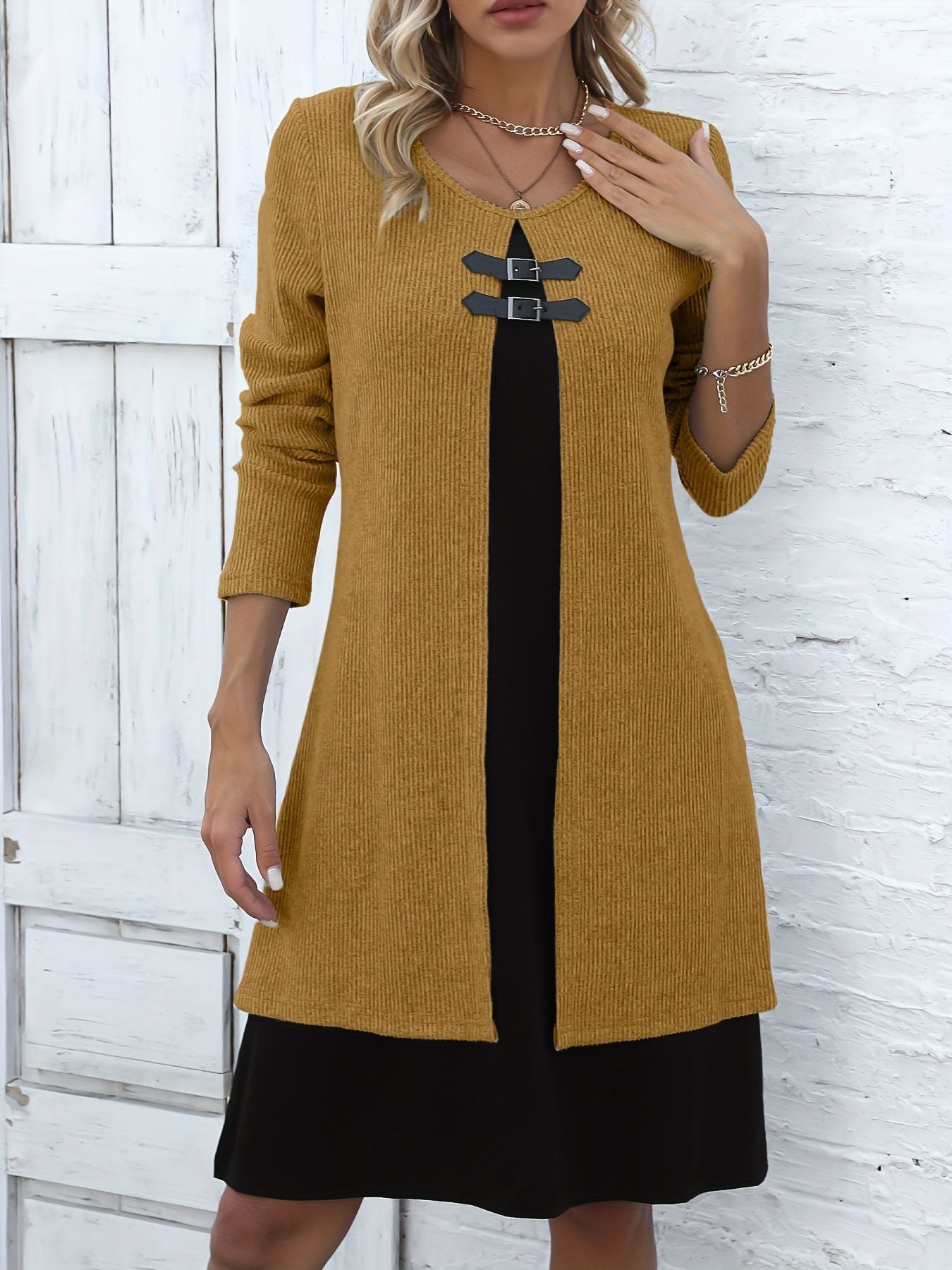 Contrast-color Sweater Dress With Buckle Design - Fashion Round-neck Long-sleeved - A-line Dresses Fall / Winter Women's Clothing