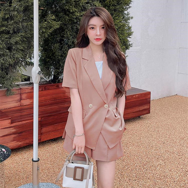 Women's Temperament Fashion Short Sleeve -Shorts Two Piece Set