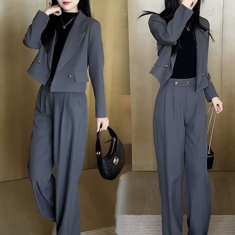 Wear A Set Of Chic Chanel-style Suit Women