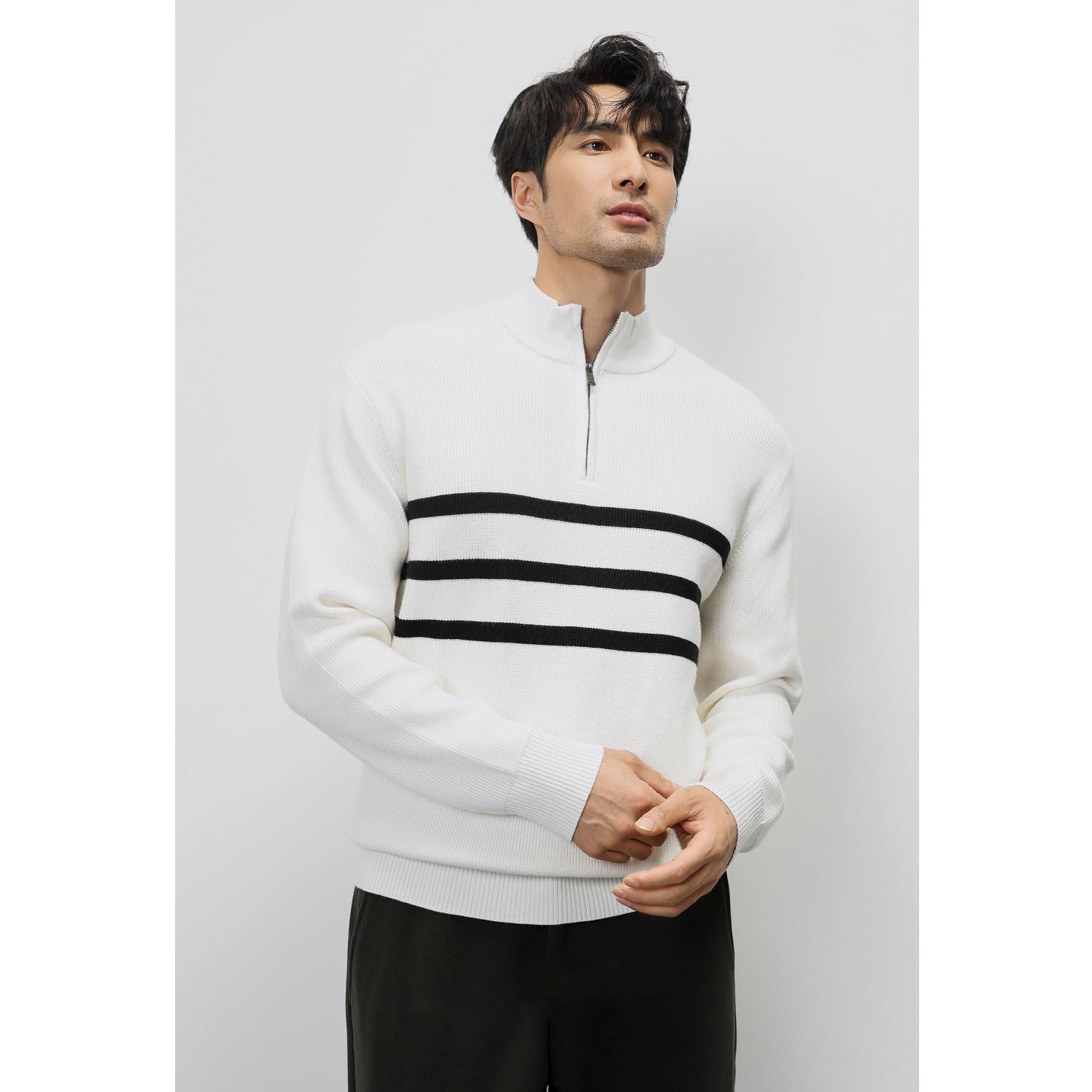 Autumn / Winter New Long-sleeved Knitted Sweater For Men - Half-zip Stand-up Collar Stripe