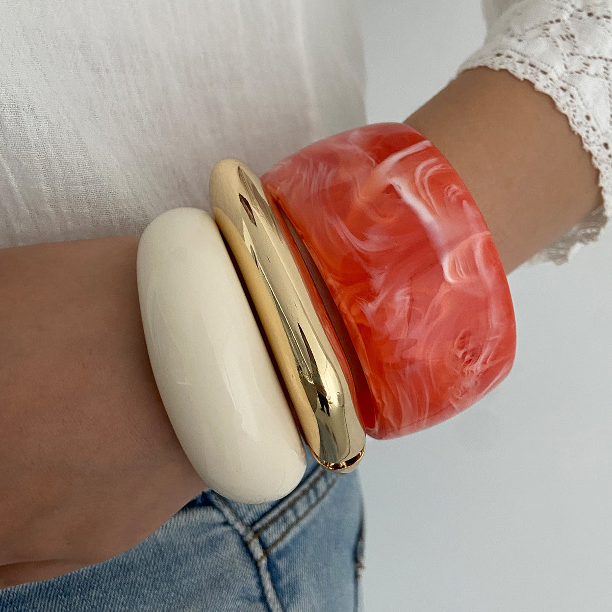 Exaggerated Resin-dyed Wide Bracelet