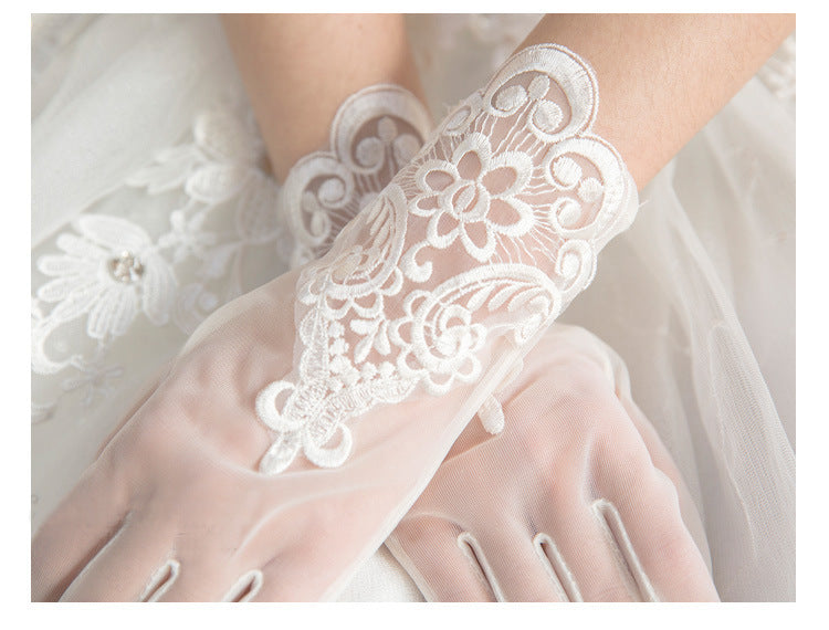 New Bride's Wedding Gloves Sunscreen Lace Hollowed Out