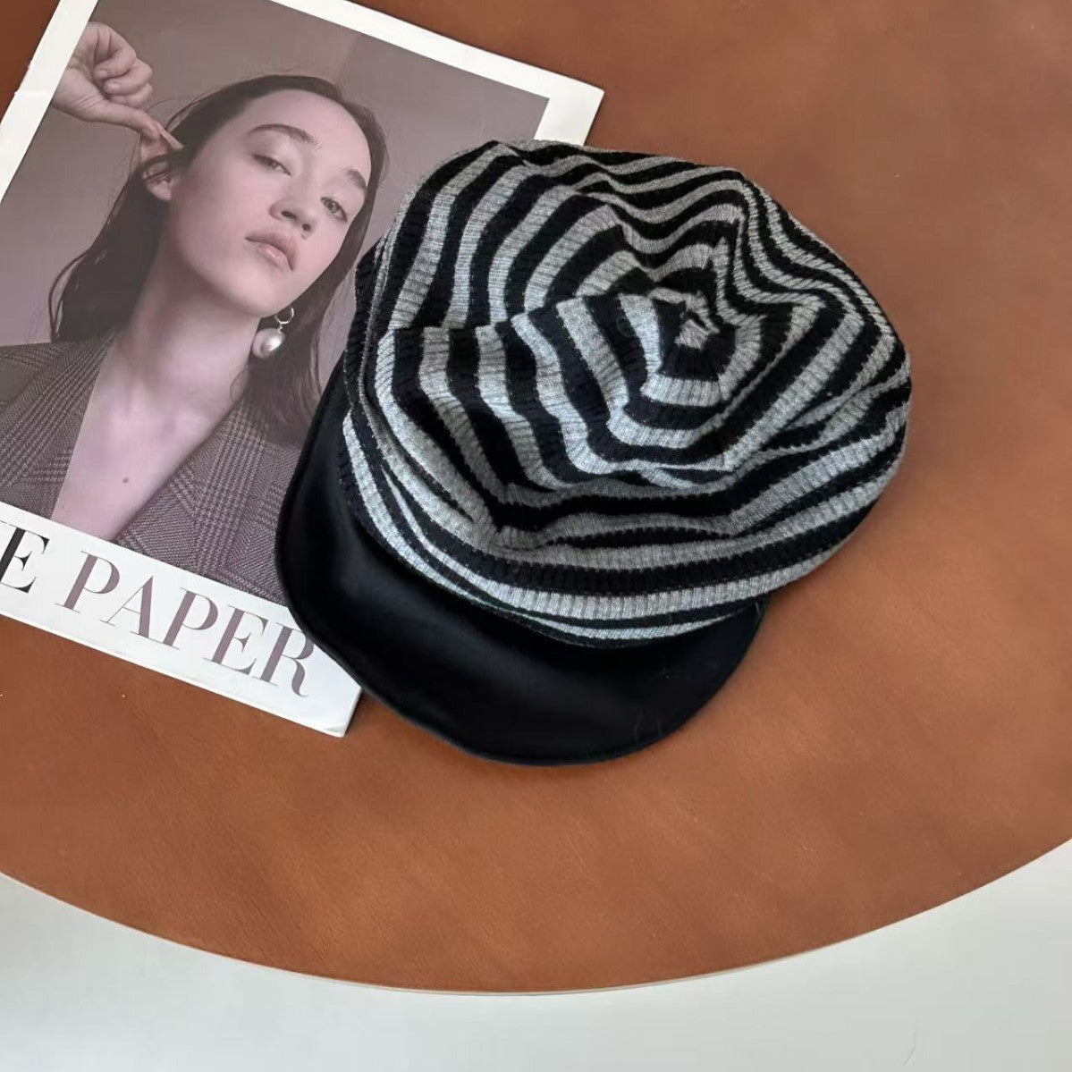 Womens Casual And Versatile Retro Striped Knitted Beret