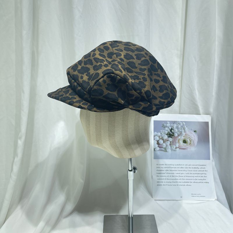 American-style Retro Chic Leopard-print Beret For Women