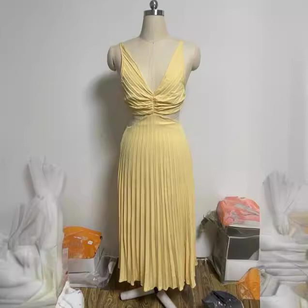 Ins Suspender Pleated Long Dress  - With Hollow-waisted Design  - Fashion V-neck Backless Dresses - Summer Women's Clothing