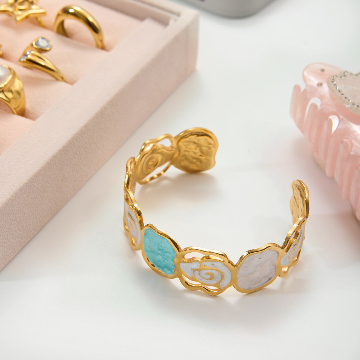 Women's Fashion Flower Hollow-Out Open Cuff Bracelet