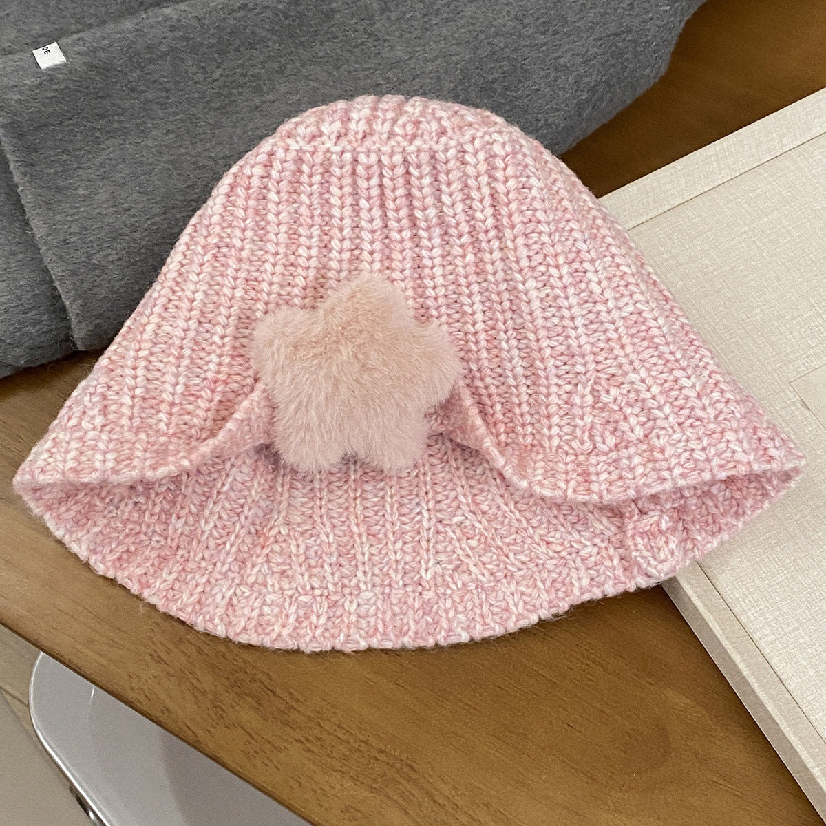 Korean-style Cute Plush Star Knitted Bucket Hat