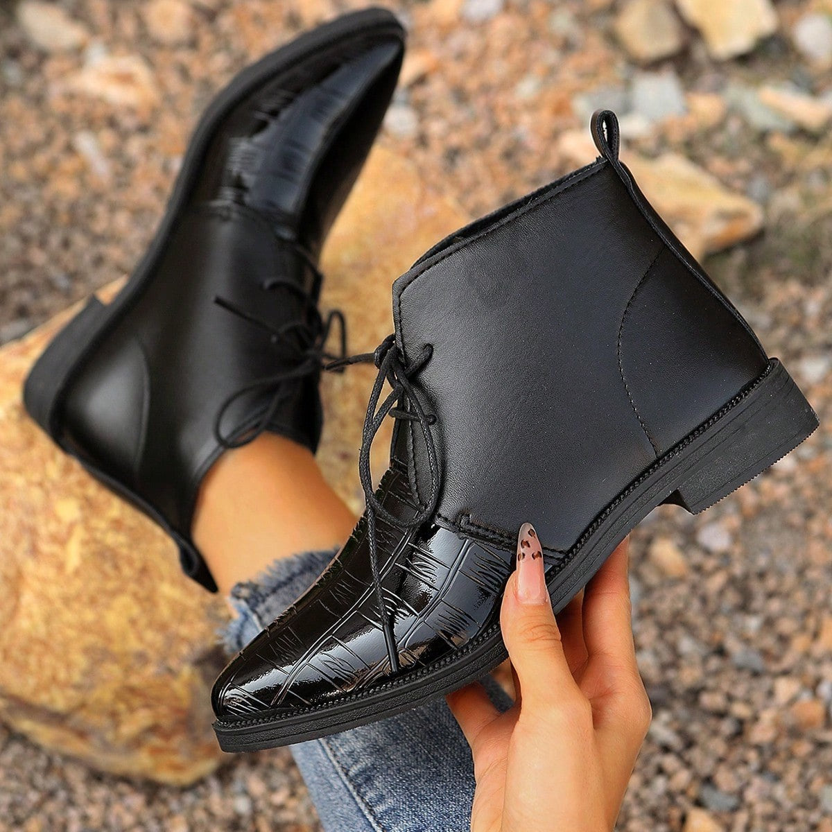 Retro Pointed Fashion Ankle Boots Women Flat Low Heel